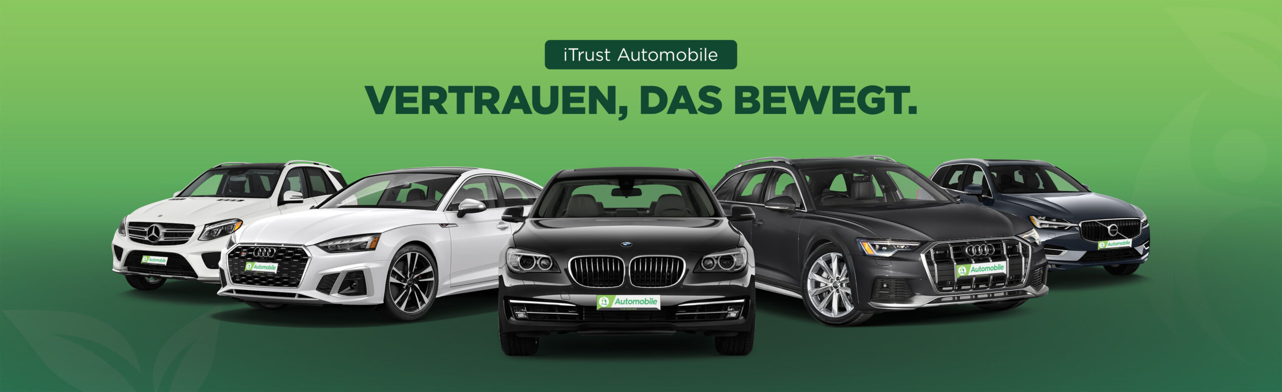 Verschiedene Gebrauchtwagenmodelle von iTrust Automobile vor einem grünen Hintergrund mit dem Slogan 'Vertrauen, das bewegt.' – Gebrauchtwagenhändler in Solingen.