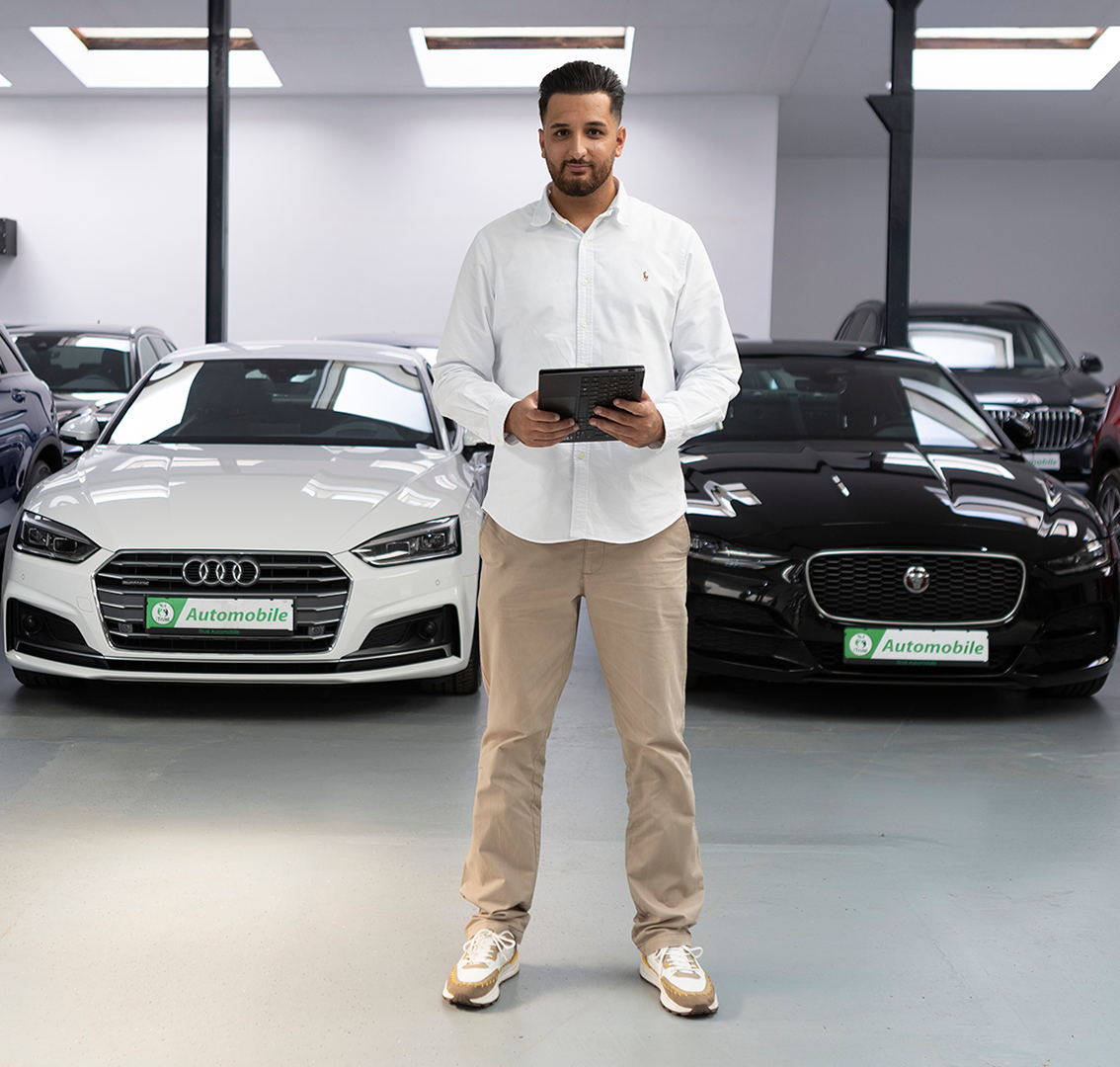 Autohändler präsentiert hochwertige Gebrauchtwagen wie Audi und Jaguar im Autohaus Solingen iTrust Automobile