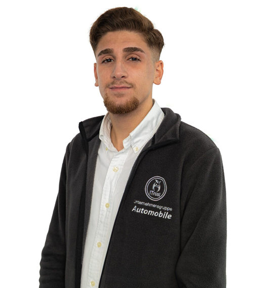 Kerem Tün, Ansprechpartner für Fuhrparkmanagement und Verkauf bei iTrust Automobile in Solingen.