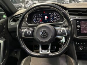 VW Tiguan Highline 4Motion R-Line ACC 4xSHZ 4