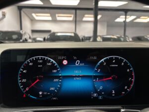 MERCEDES-BENZ GLB 250 4Matic AMG-Line Live-Cockpit 5